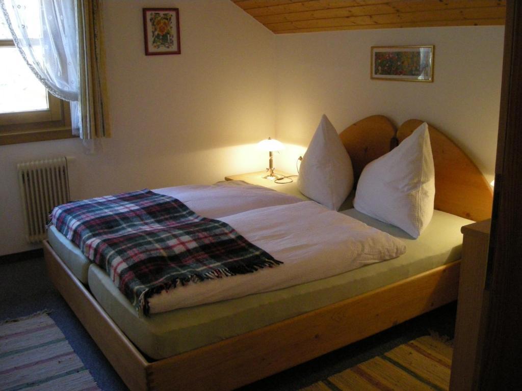 Haus am Römerbad Bad Kleinkirchheim Zimmer foto