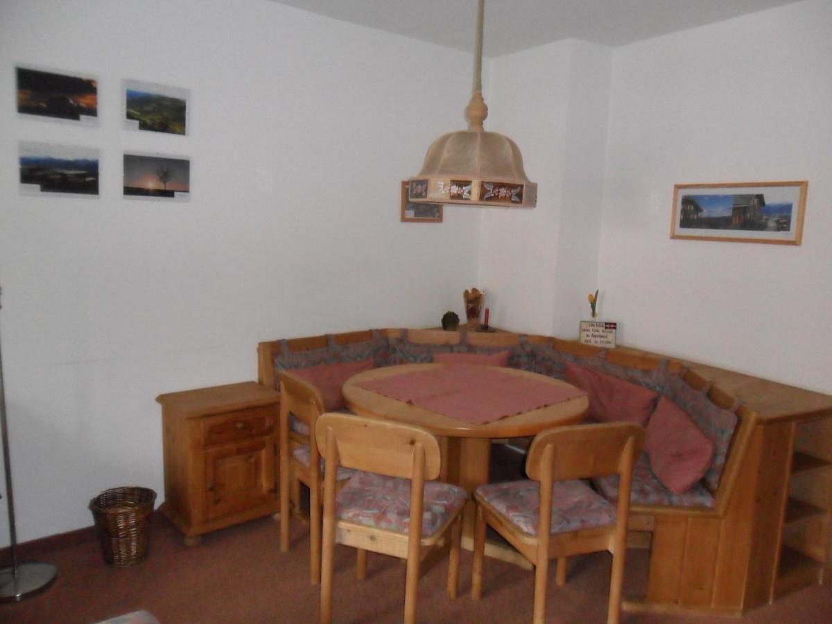 Haus am Römerbad Bad Kleinkirchheim Zimmer foto